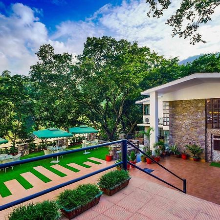 רישיקש Summit By The Ganges Beach Resort & Spa מראה חיצוני תמונה