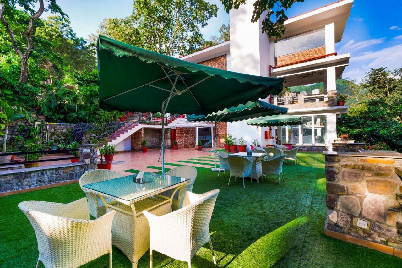 רישיקש Summit By The Ganges Beach Resort & Spa מראה חיצוני תמונה